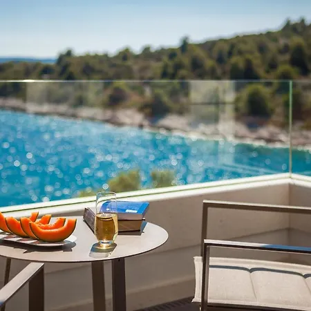 Argemonia Villa Traù