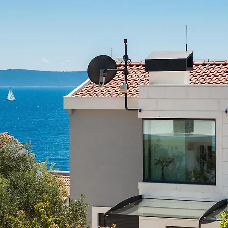 Argemonia Villa Traù